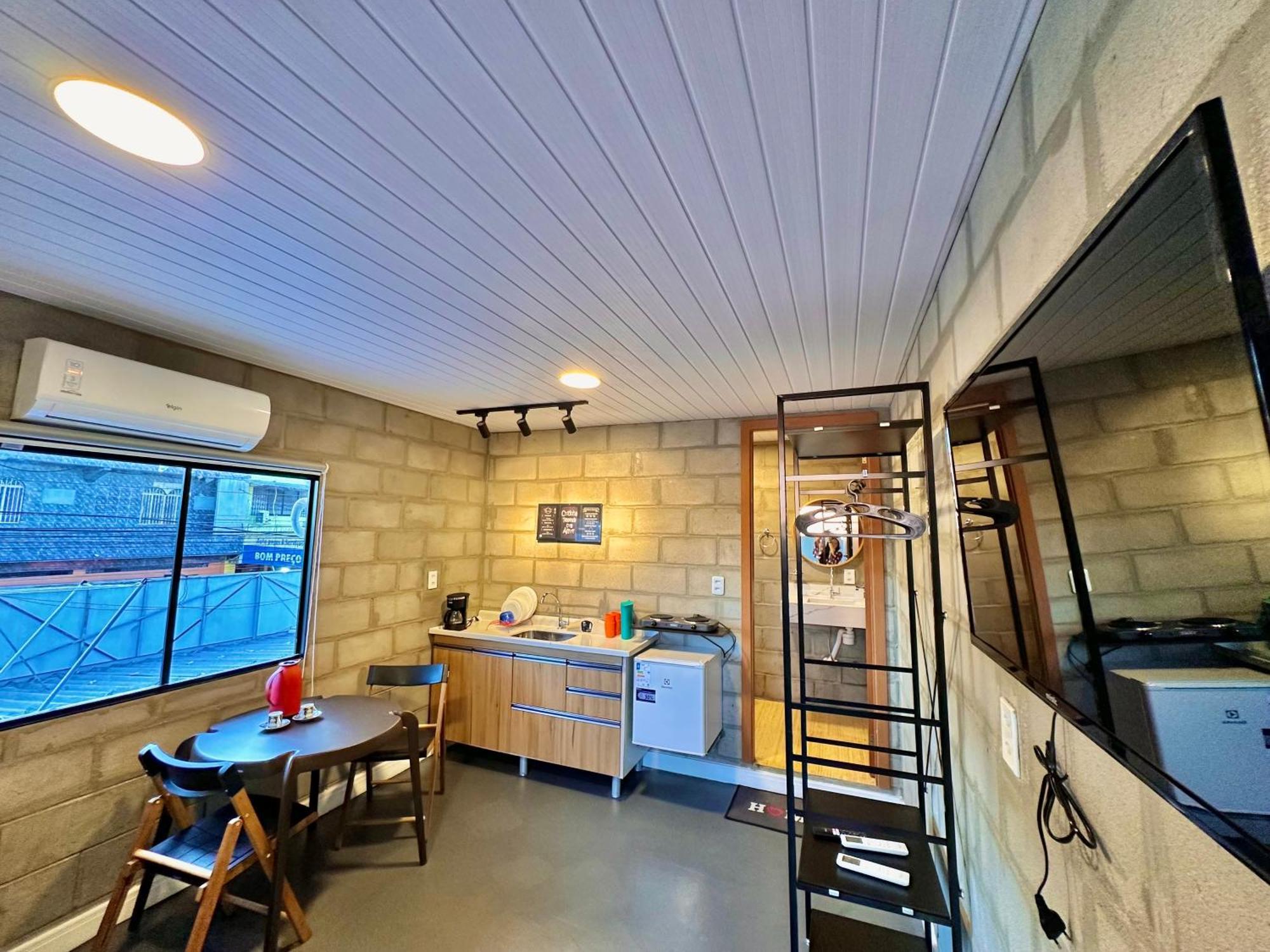 Apartamento Apto Industrial 07 *